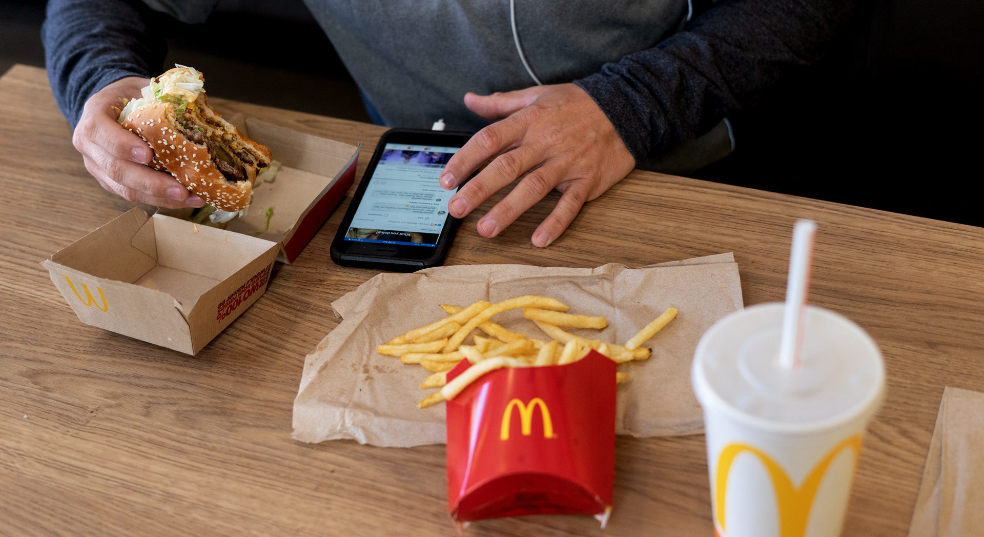 Know Our Food - Do McDonald's fries contain any non-vegetarian ingredients? Know Our Food - Do McDonald's fries contain any non-vegetarian ingredients?